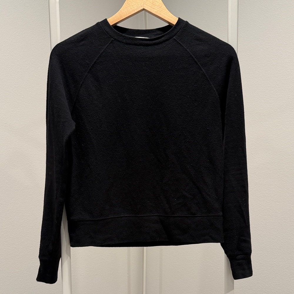 Vince Black Classic Crewneck Sweatshirt Used
